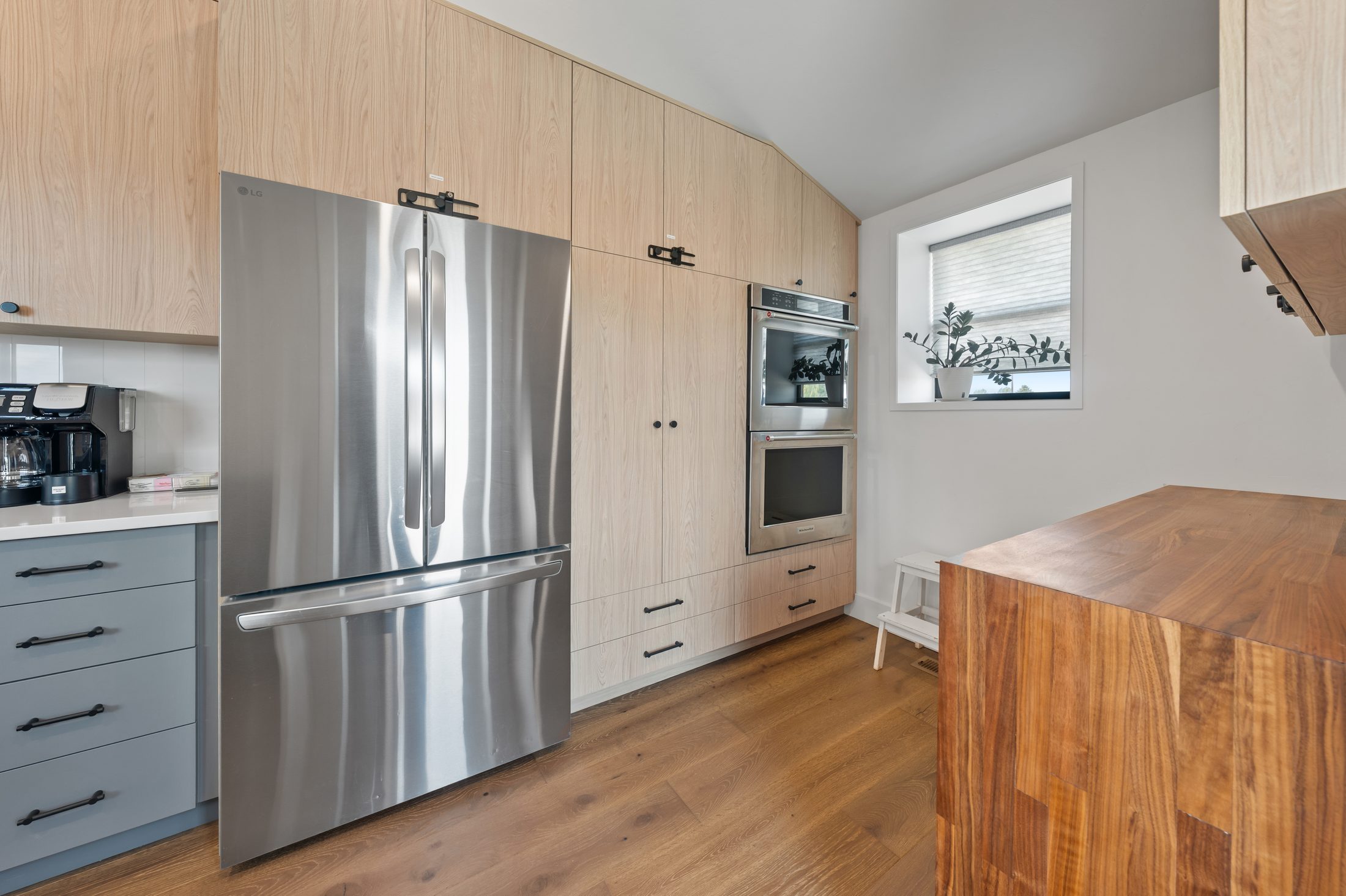 Bright Southeast Idaho vacation rental kitchen