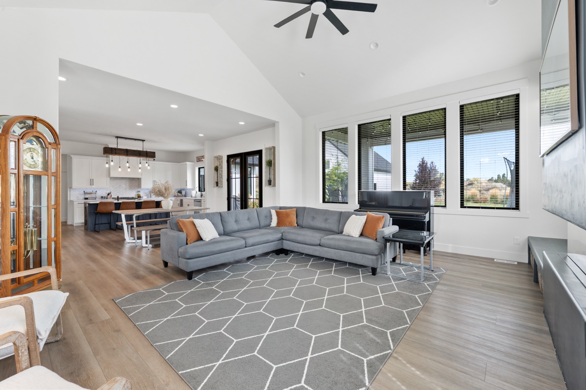 Modern luxury Arizona Airbnb living room